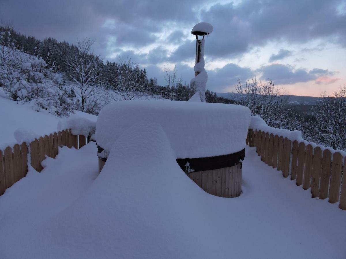 Gluehwuermchenhuette Villa Ratten Dış mekan fotoğraf